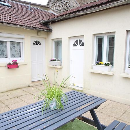 La maison de campagne Banthelu Esterno foto