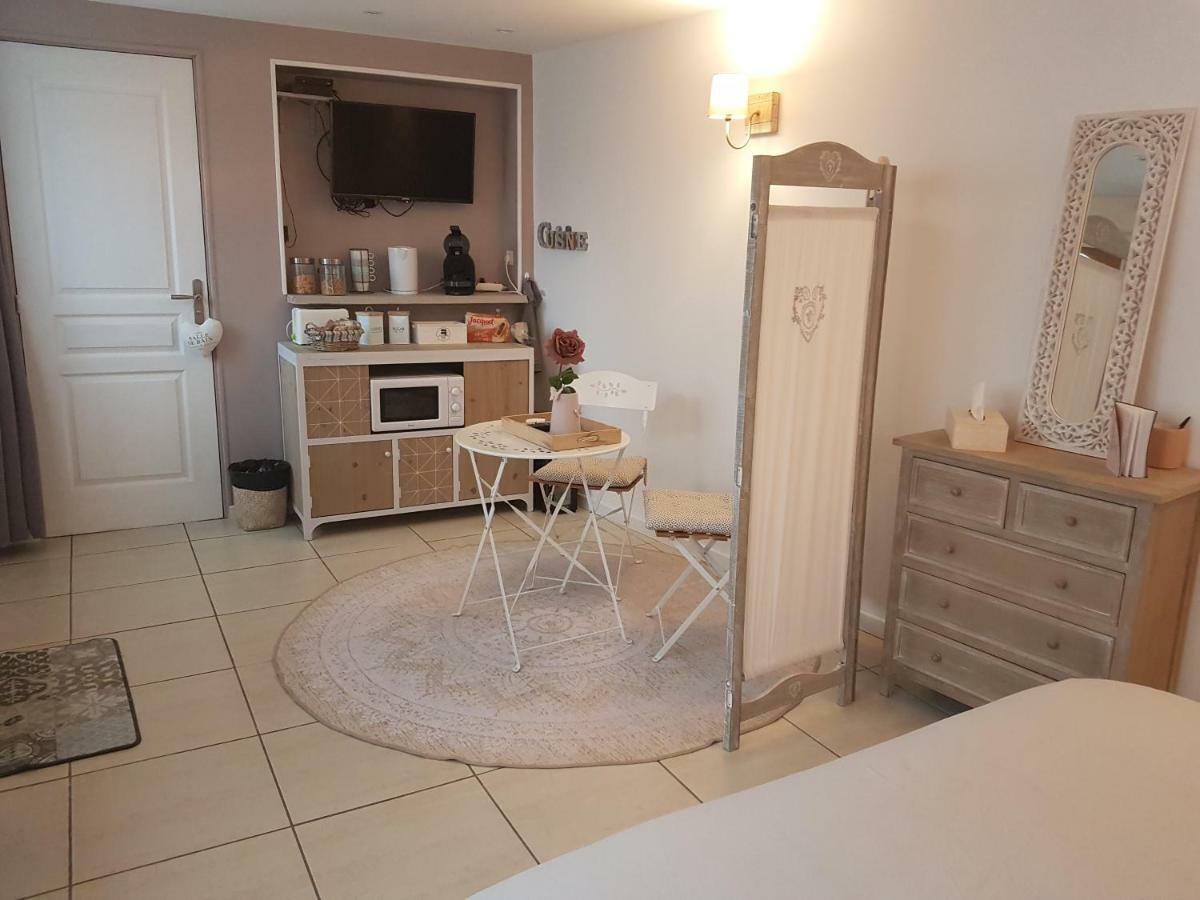 La maison de campagne Banthelu Esterno foto